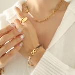 Ensemble de collier et bracelet en plaqué or 18k